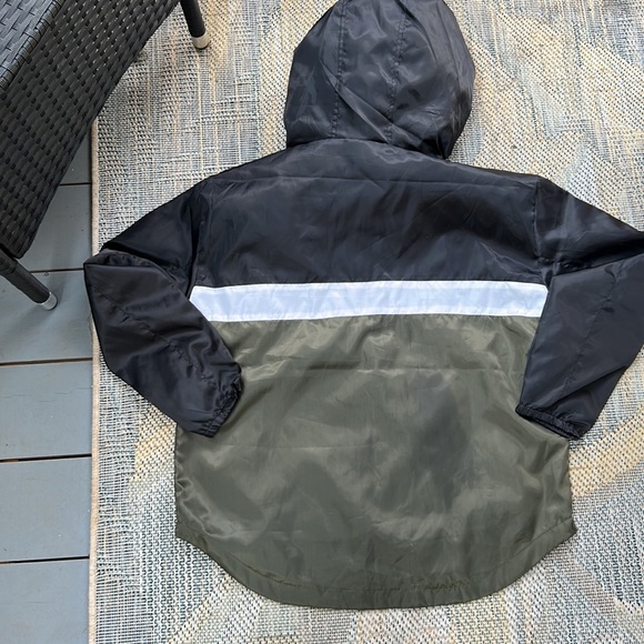 Red Fox Windrunner (Las) - Picture 3 of 4